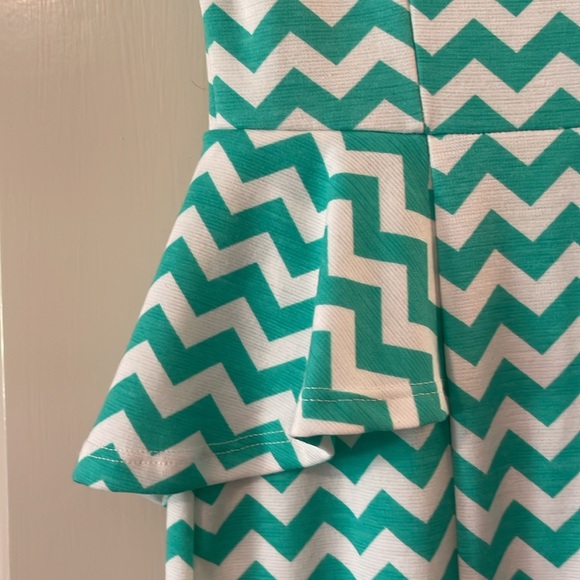 Chevron Peplum Dress - Picture 3 of 6